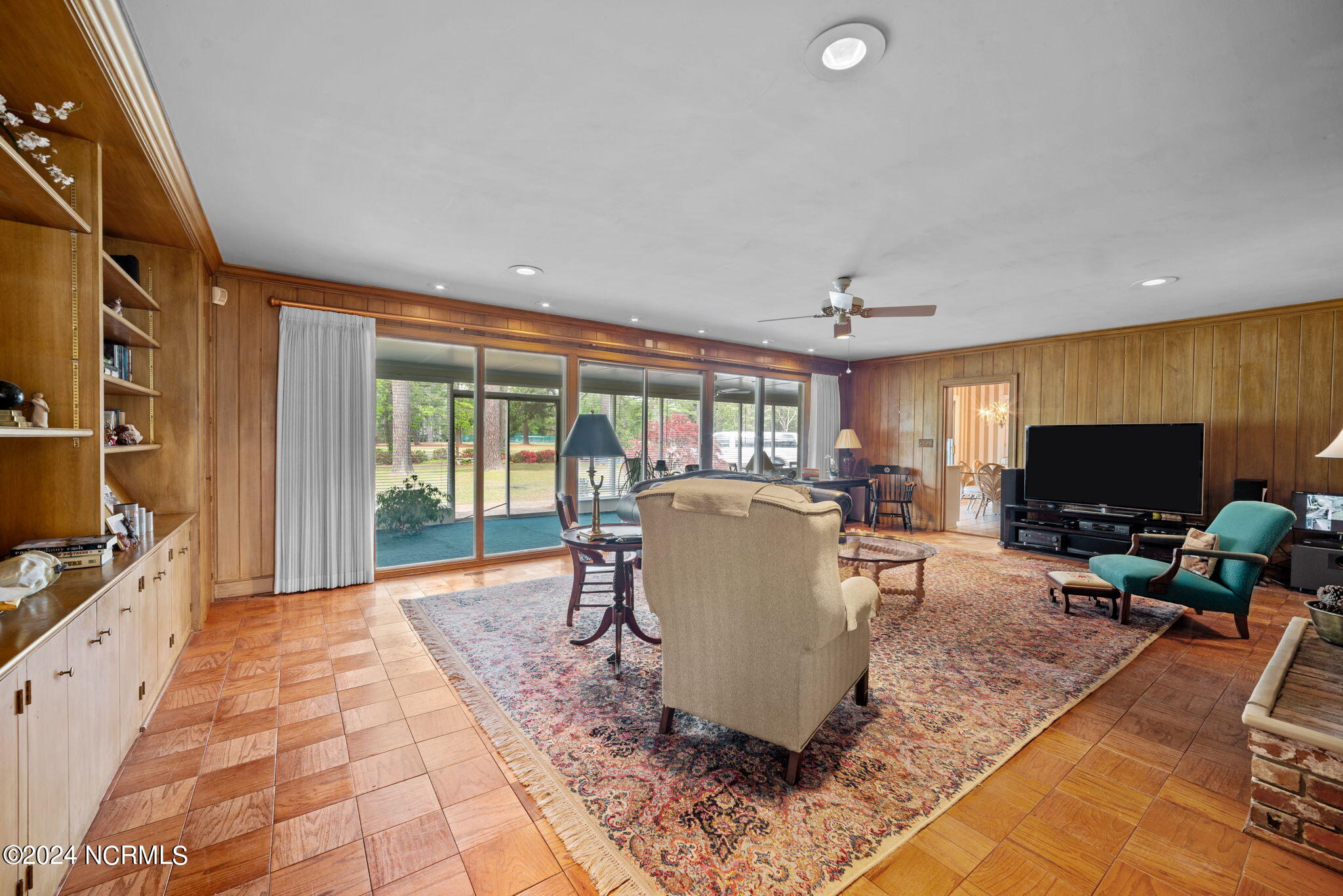 1304 Greenbriar Road Property Photo 51