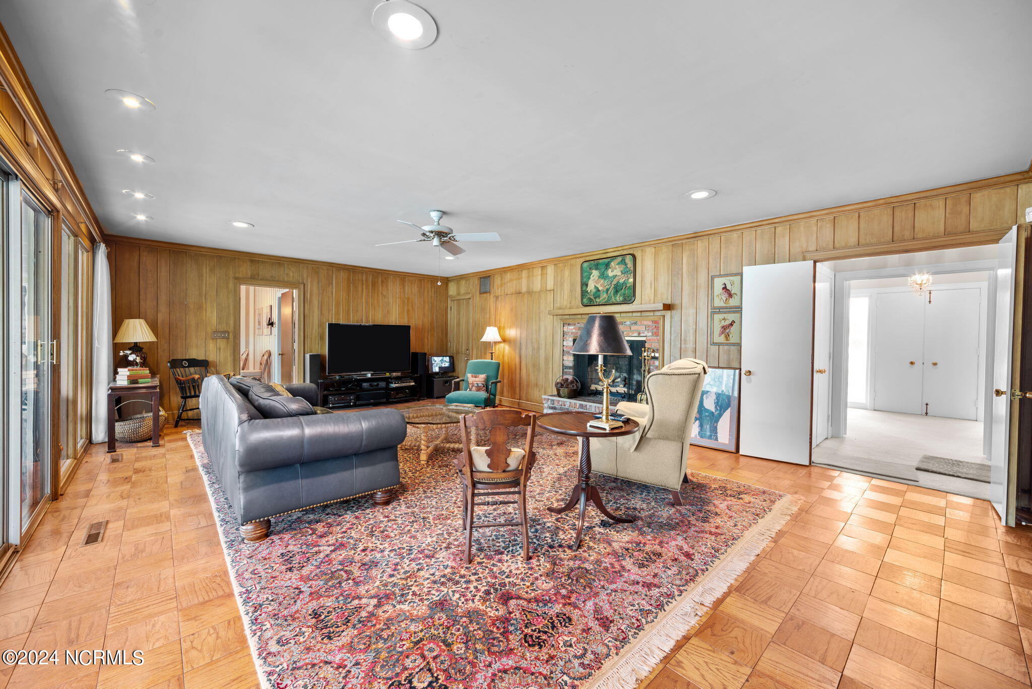 1304 Greenbriar Road Property Photo 52
