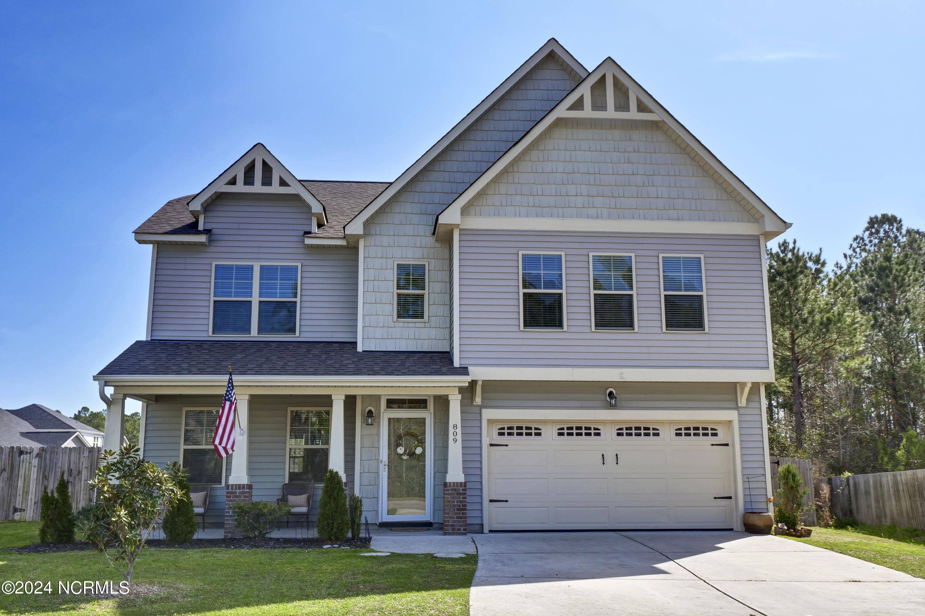 809 Iroquois Court Property Photo 1