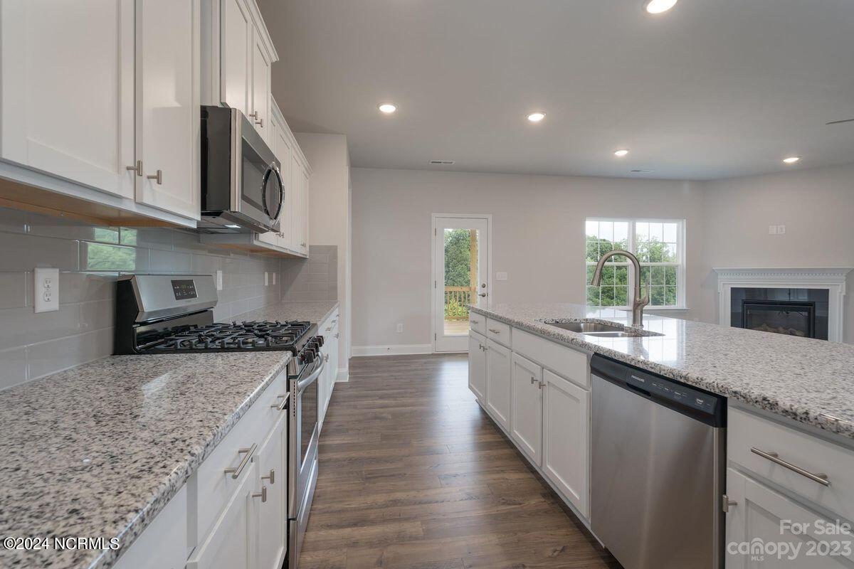 126 Firethorn Circle Property Photo 10