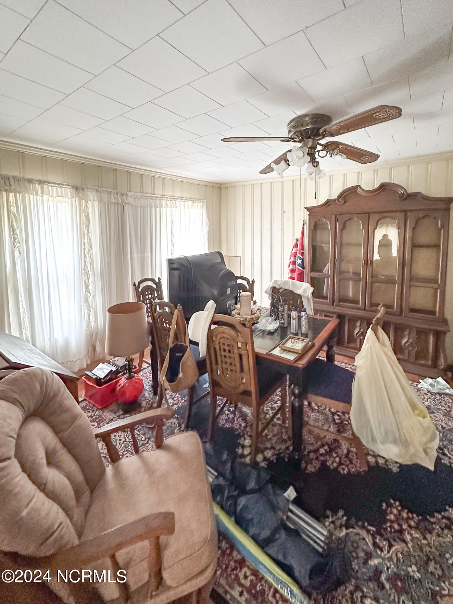 221 Cape Lookout Drive Property Photo 15