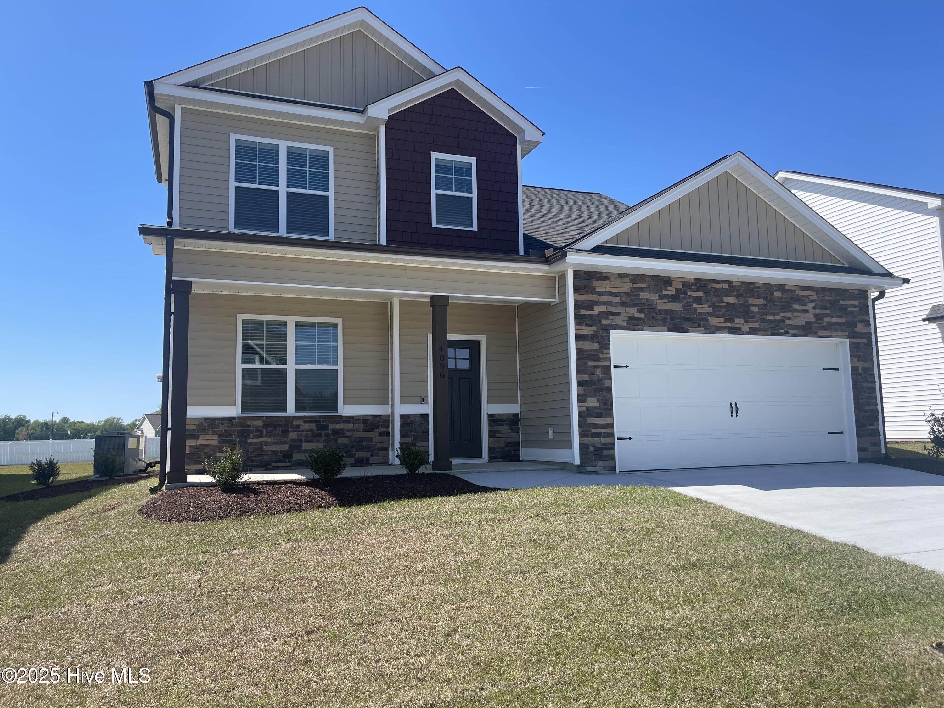 4096 Swift Creek Run Property Photo 3