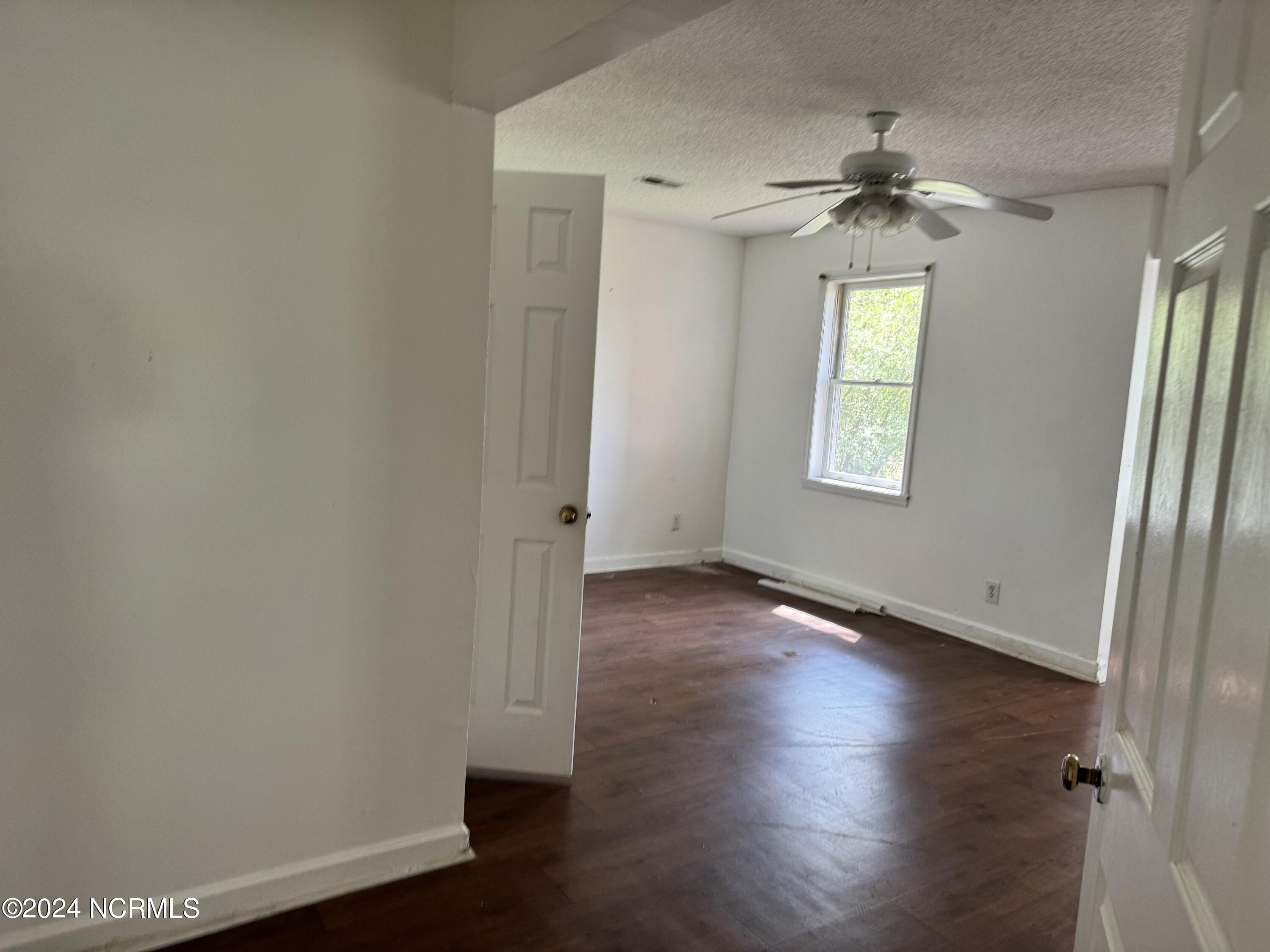 126 Snowfield Road Property Photo 5