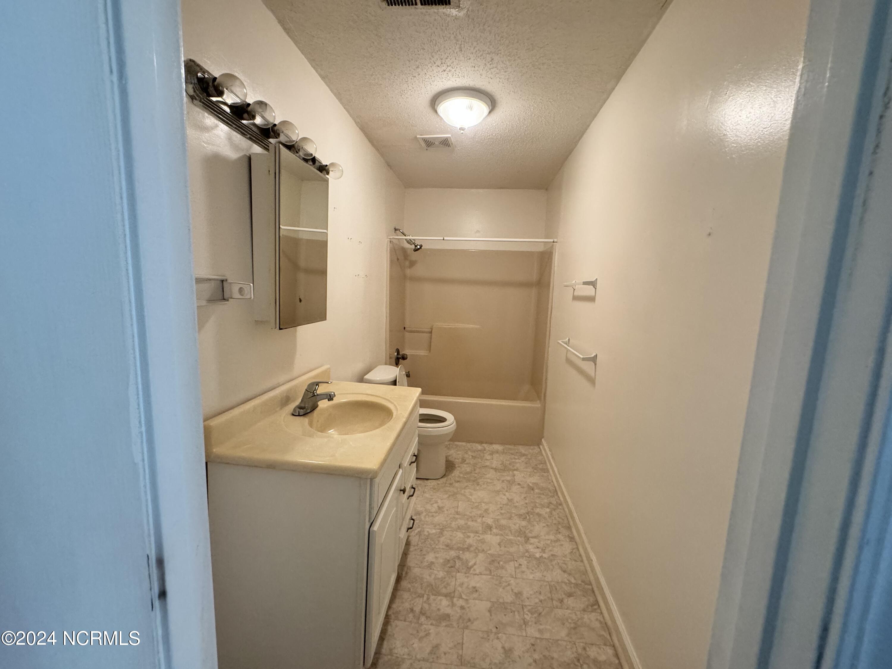 126 Snowfield Road Property Photo 8