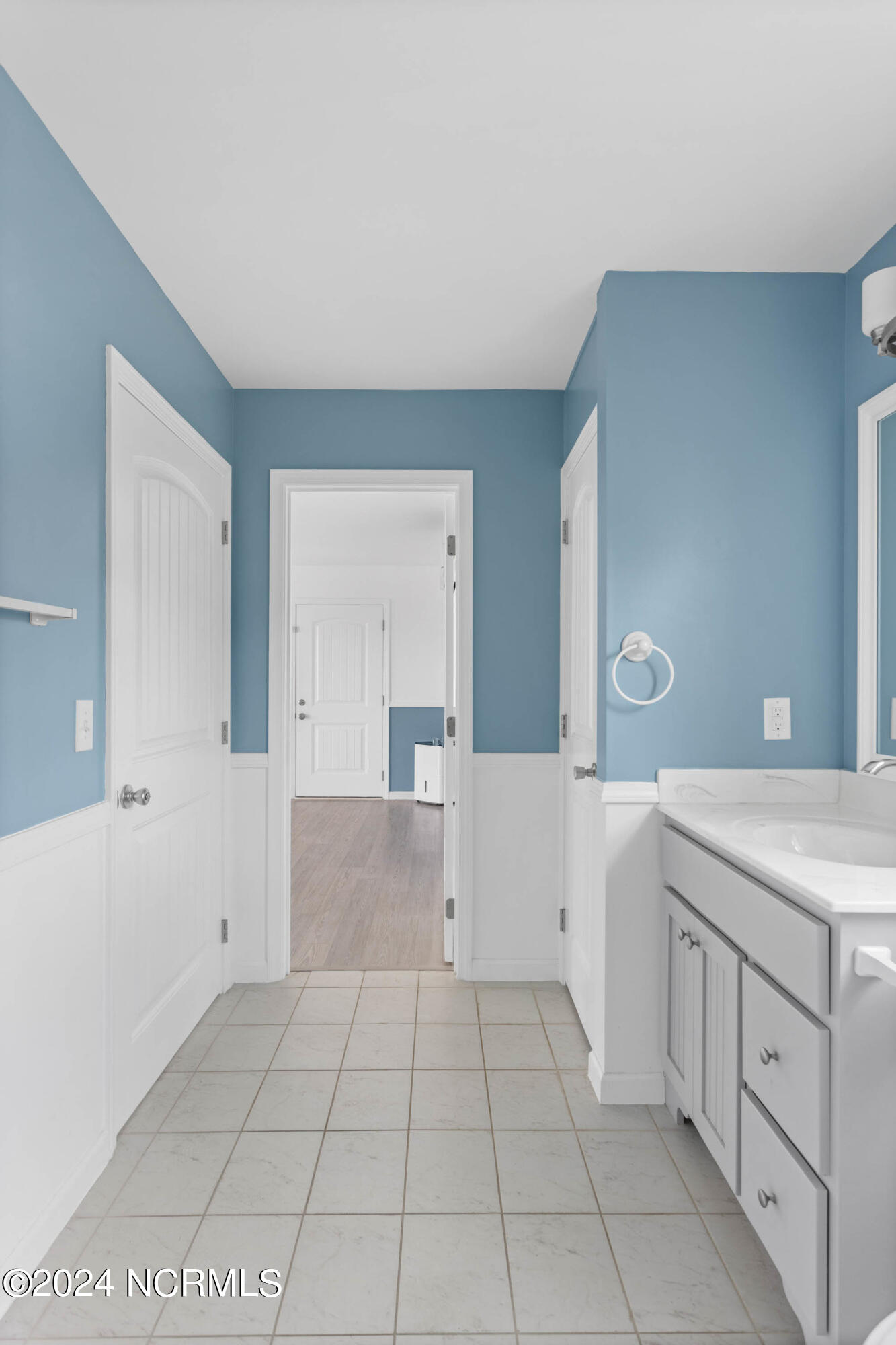 2831 Sea Vista Drive Property Photo 20