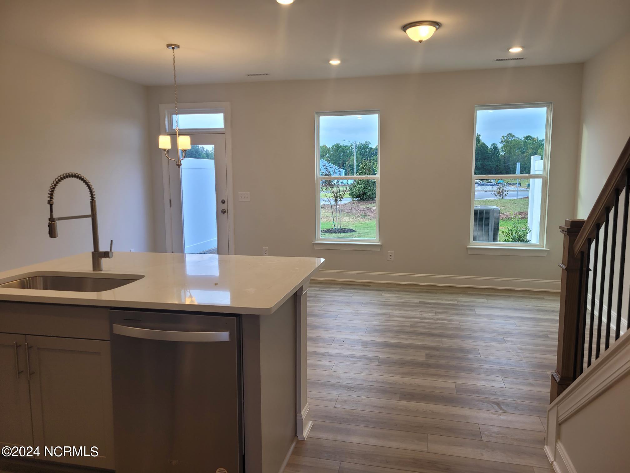 3605 Tarmac Road Property Photo 4