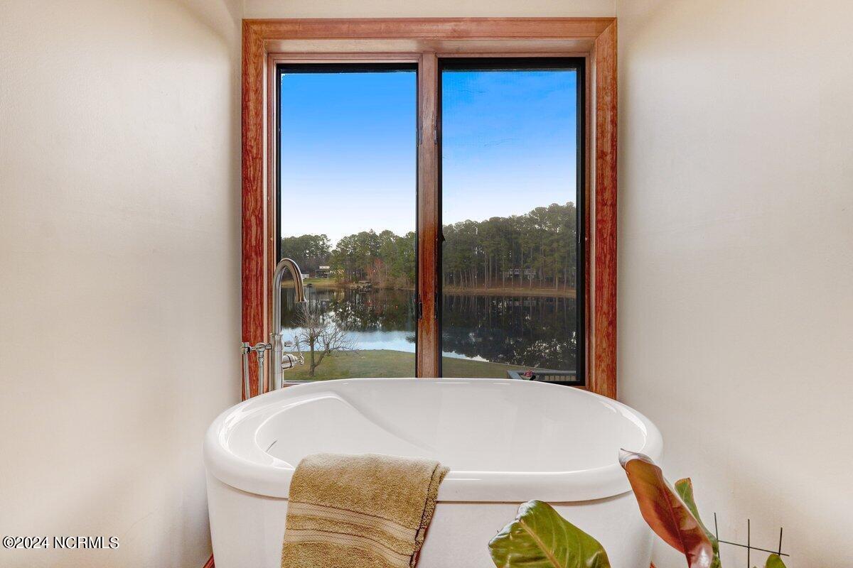 224 Coral Road Property Photo 28