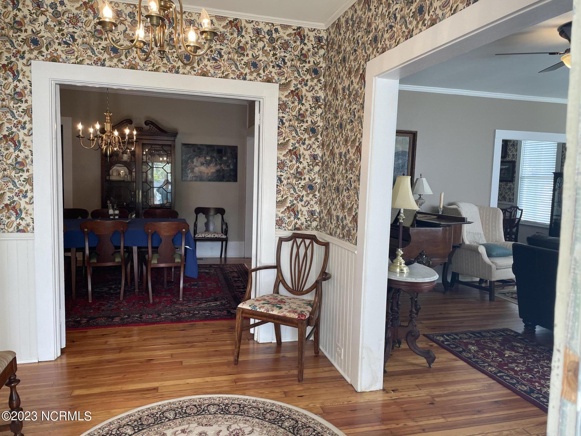 217 N Howard Street Property Photo 14
