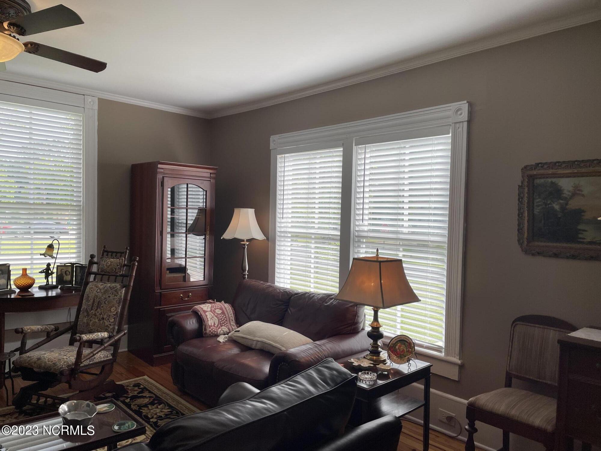 217 N Howard Street Property Photo 16