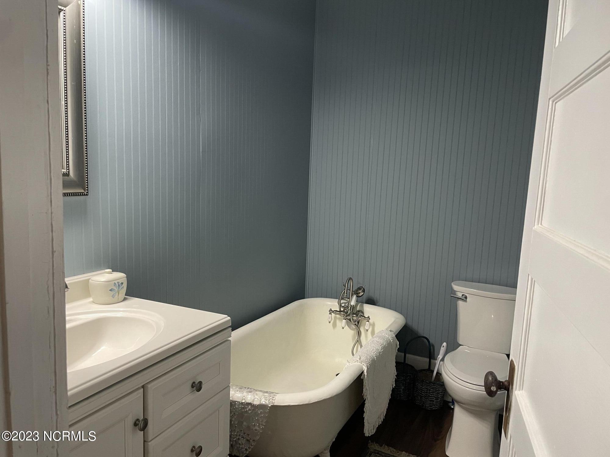 217 N Howard Street Property Photo 32