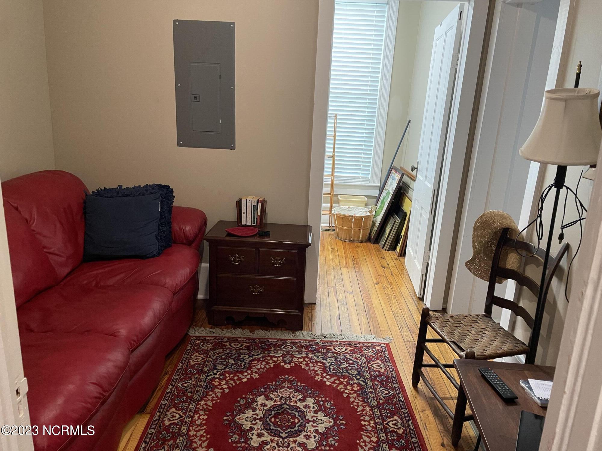217 N Howard Street Property Photo 34