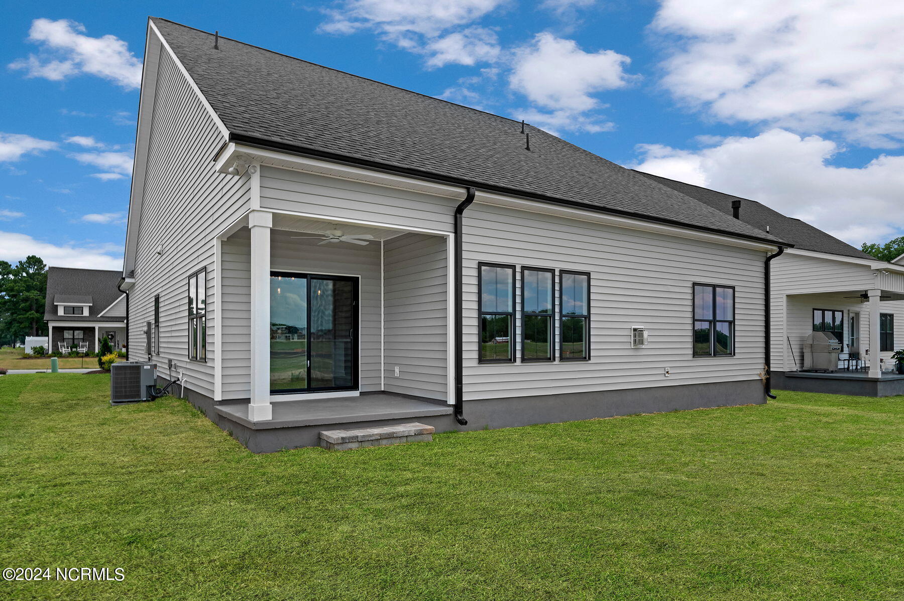 1071 Montevallo Lane Property Photo 4