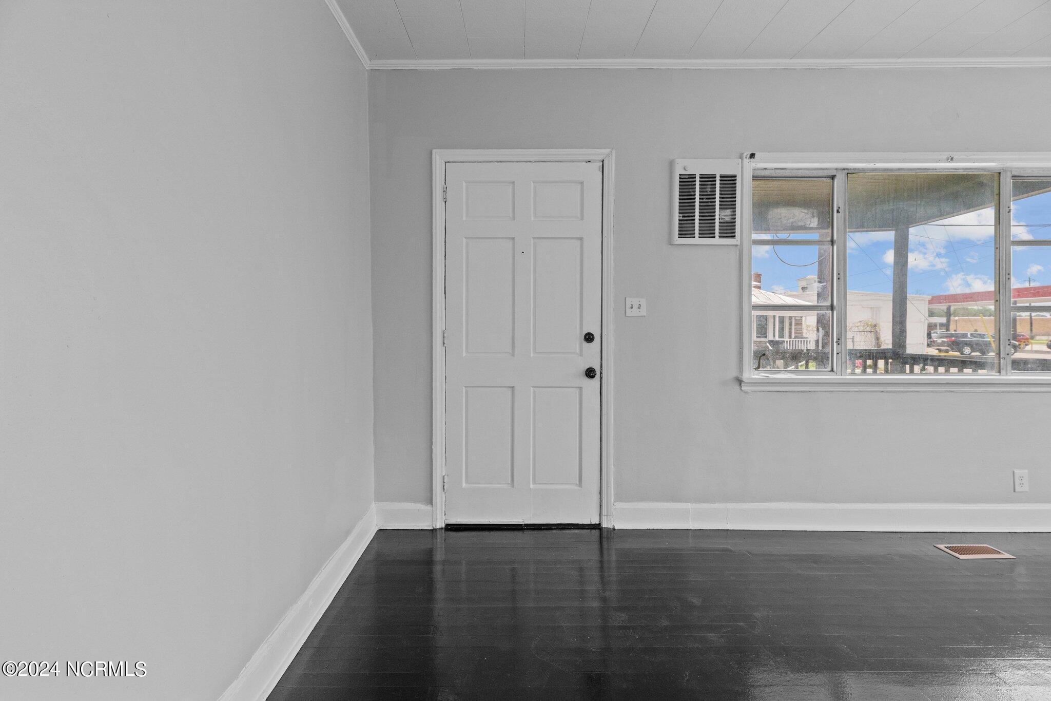 513 2nd Avenue Property Photo 10