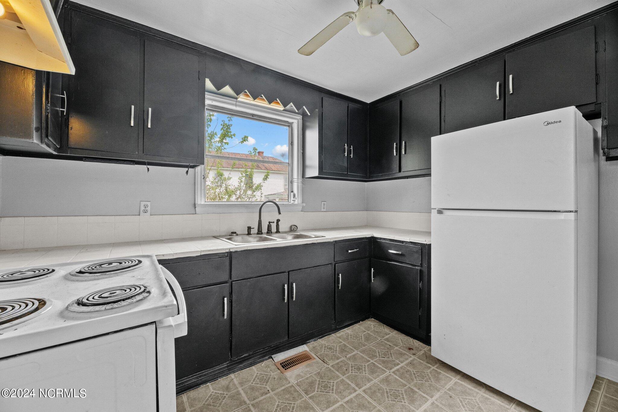 513 2nd Avenue Property Photo 16