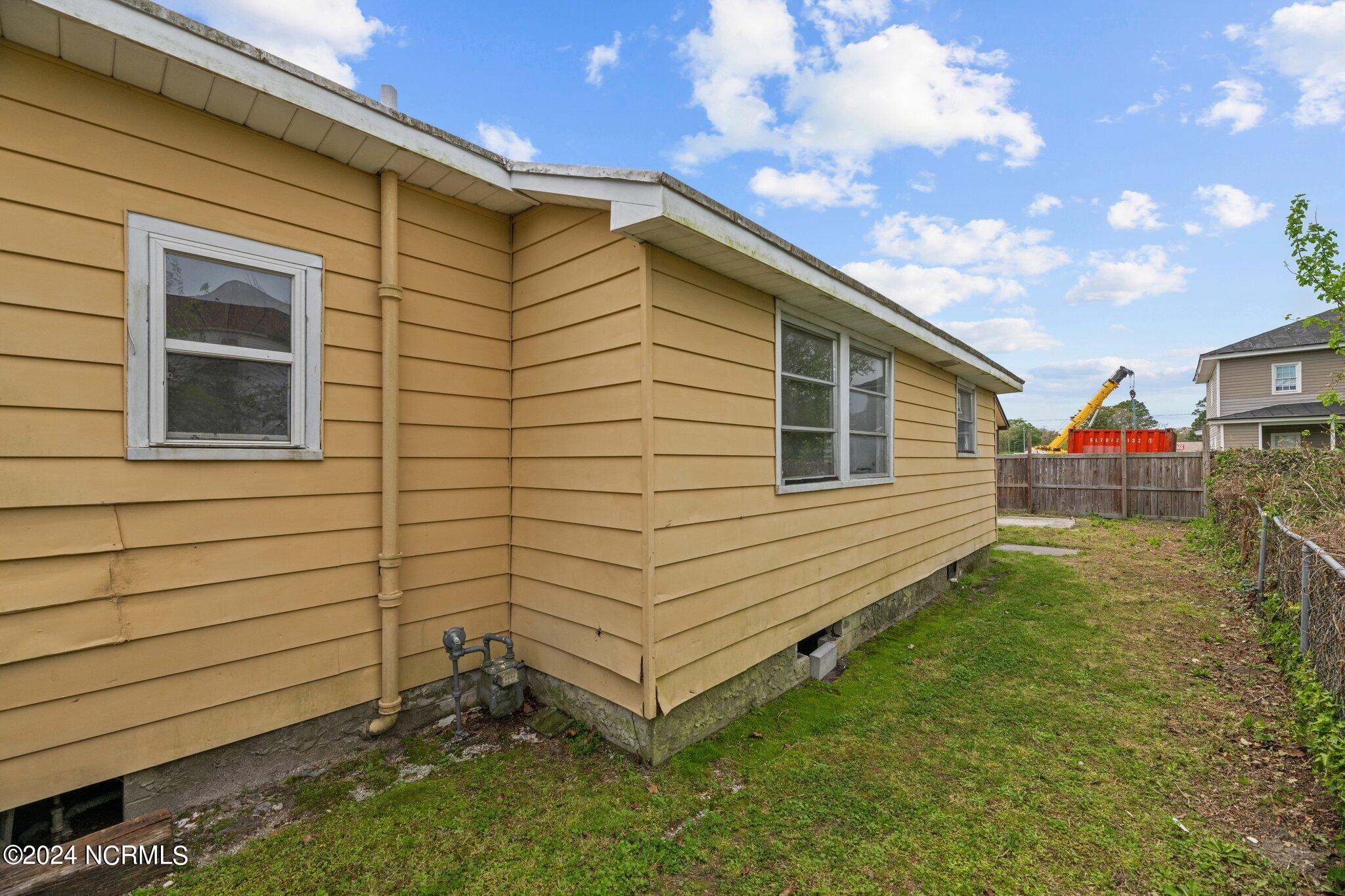 513 2nd Avenue Property Photo 32