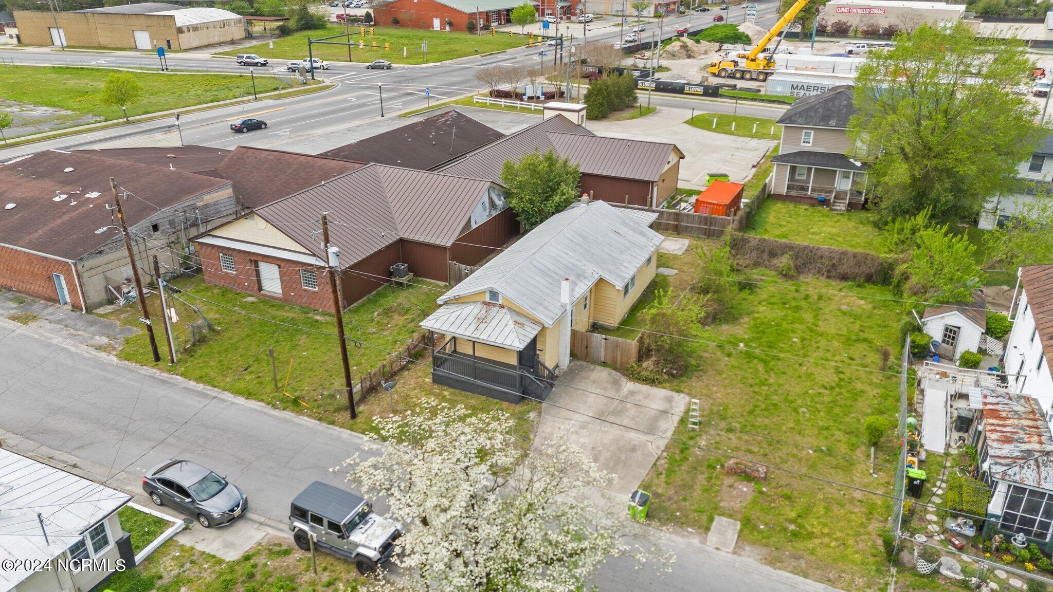 513 2nd Avenue Property Photo 35