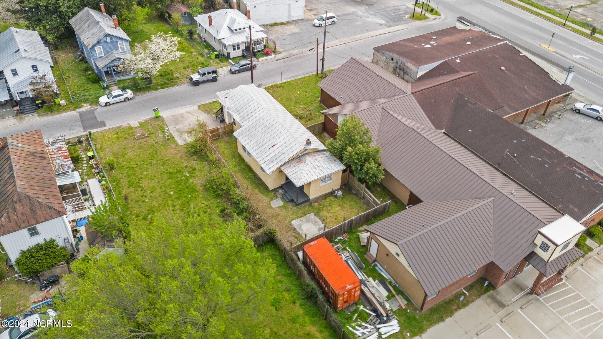 513 2nd Avenue Property Photo 37