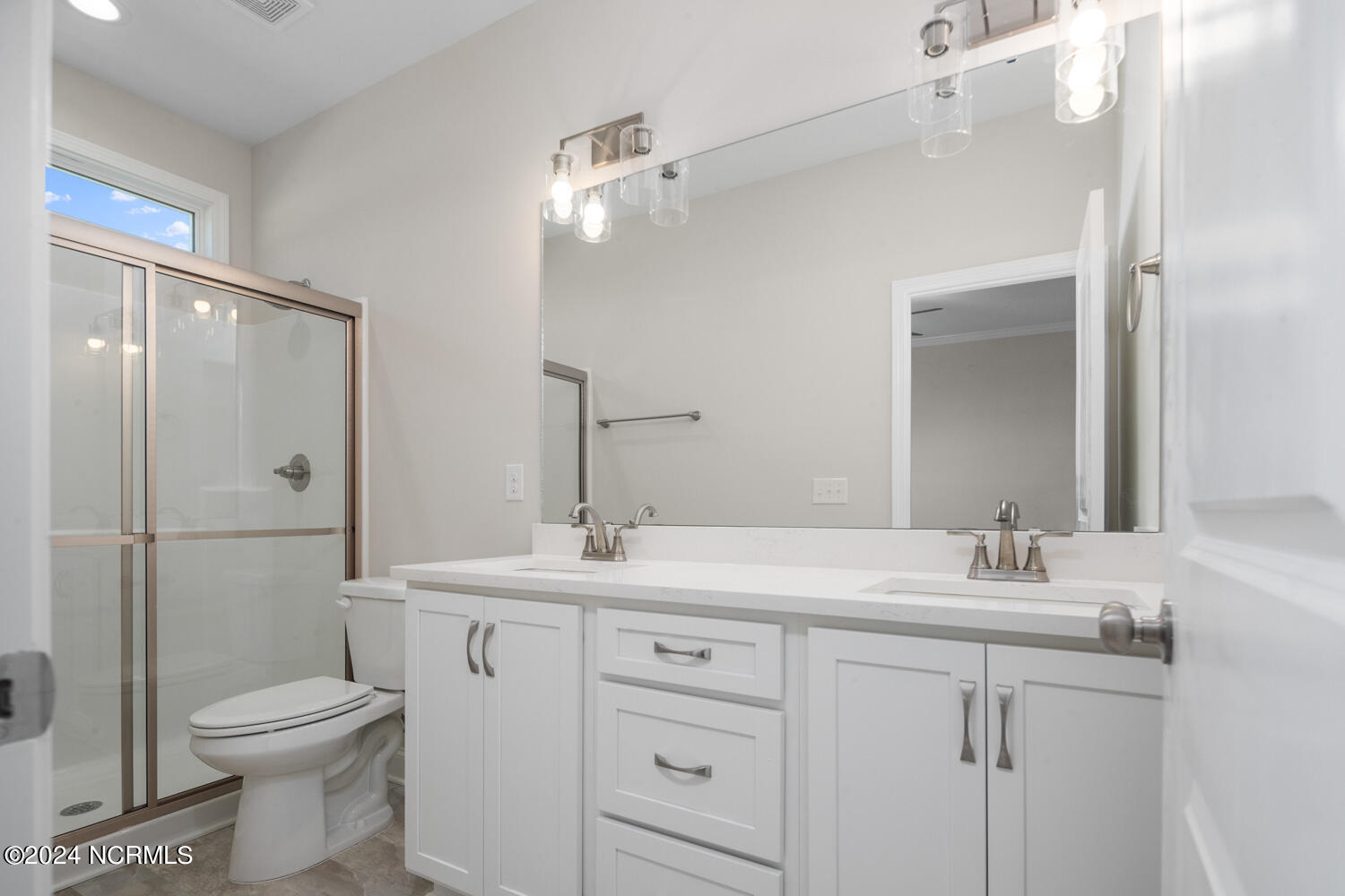 98 Thistle Court Property Photo 26