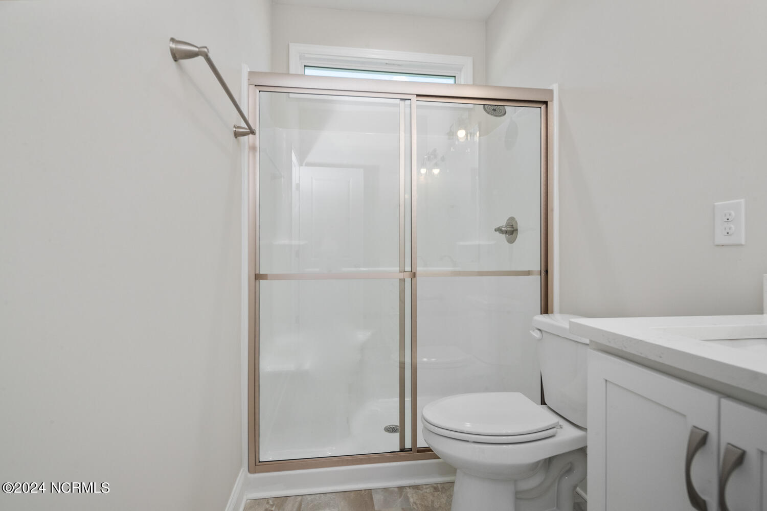 98 Thistle Court Property Photo 27
