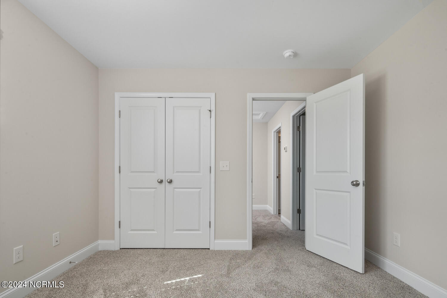 98 Thistle Court Property Photo 38