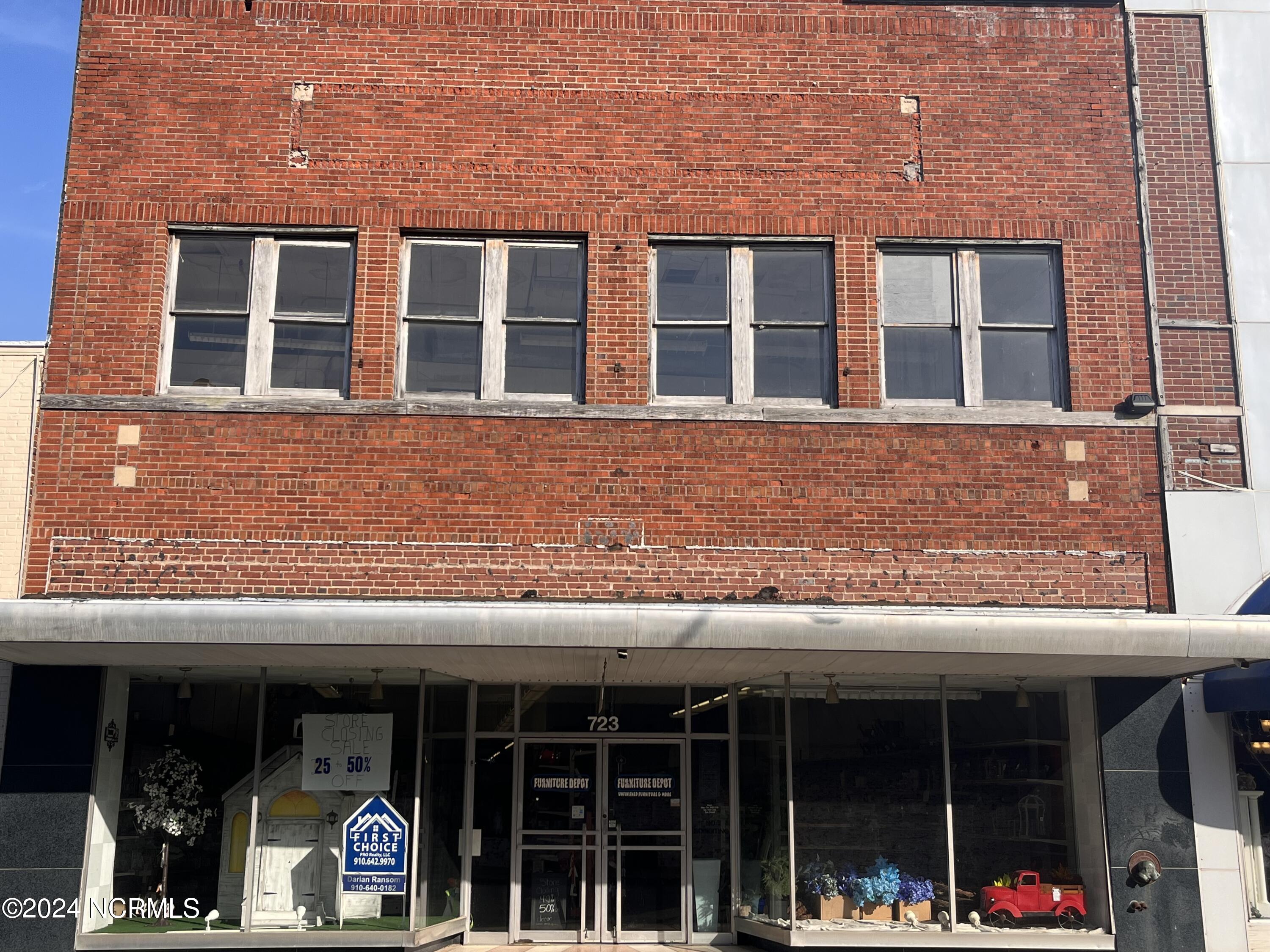 723 S Madison Street Property Photo 1