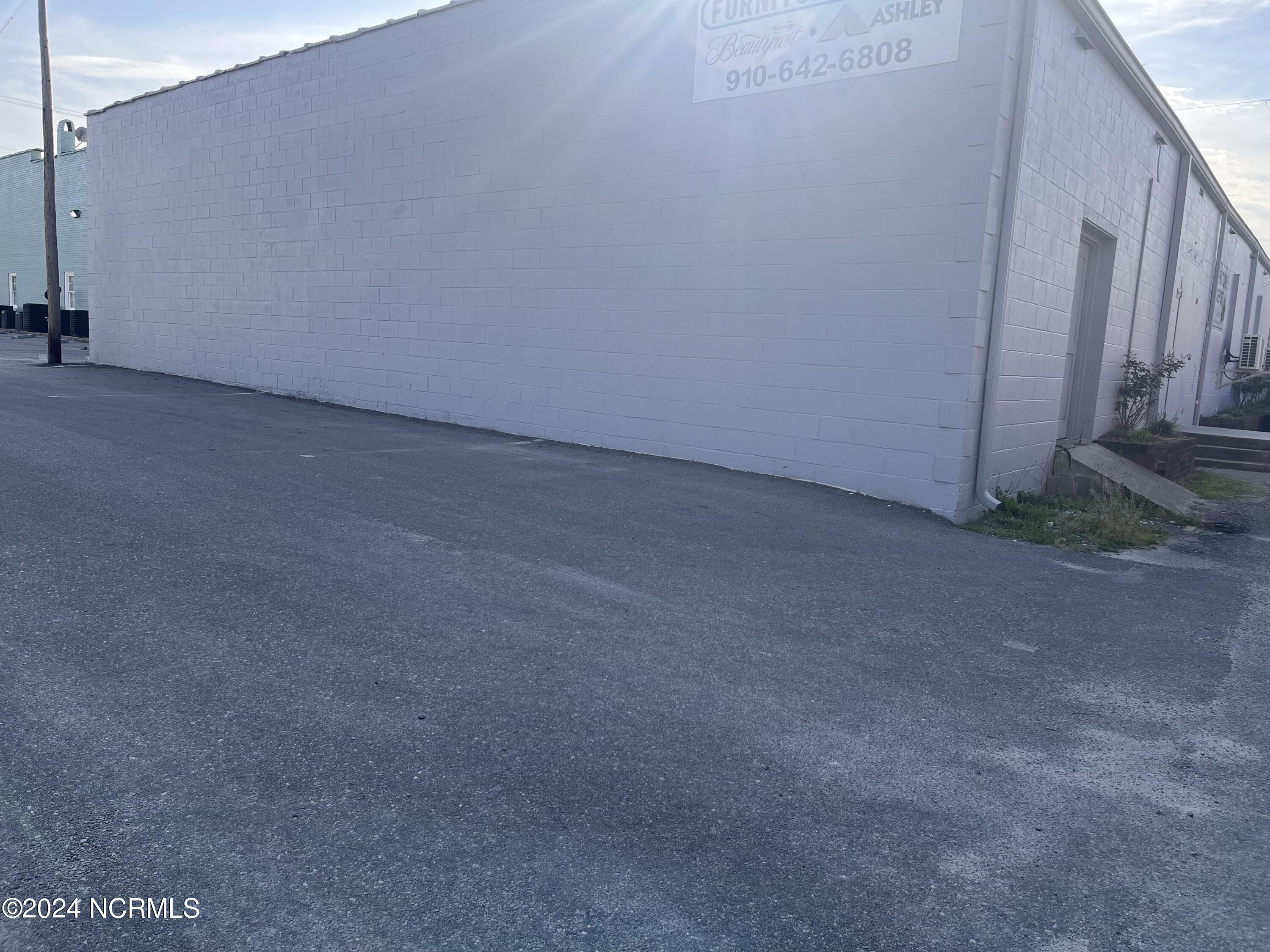 723 S Madison Street Property Photo 4