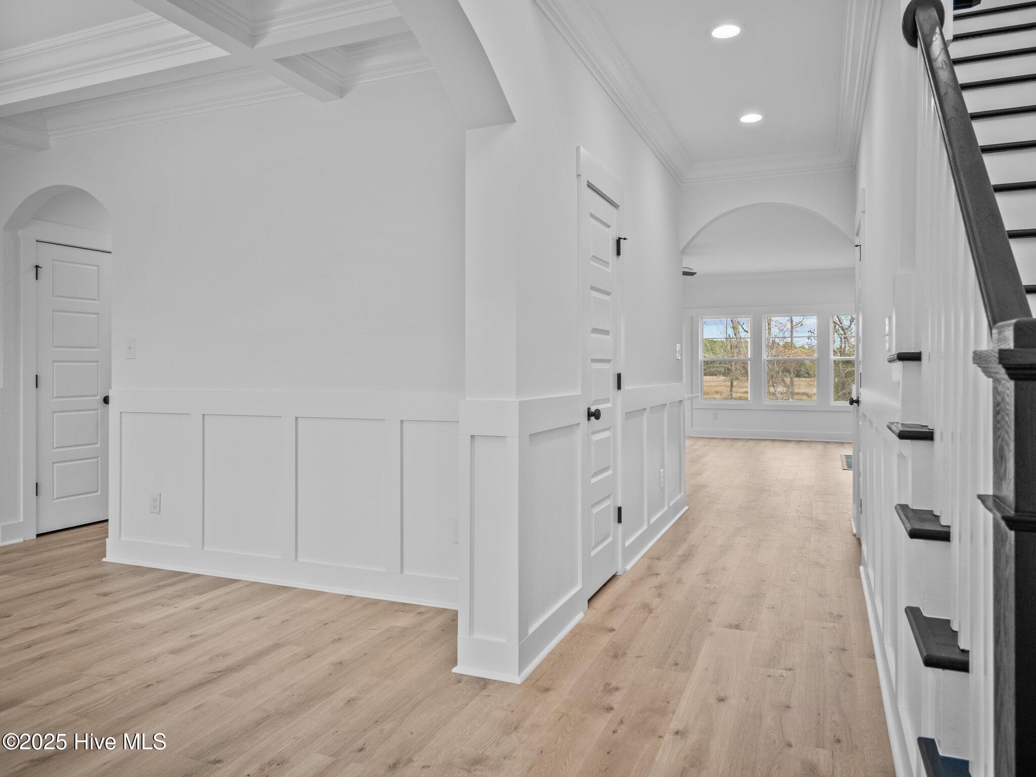 293 E Ivybridge Drive Property Photo 4