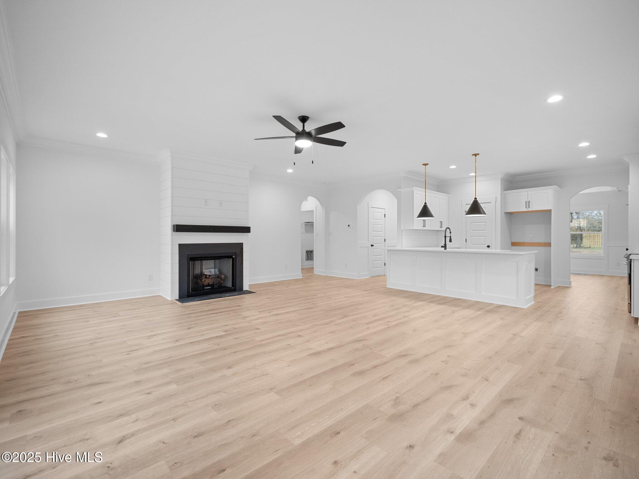 293 E Ivybridge Drive Property Photo 7
