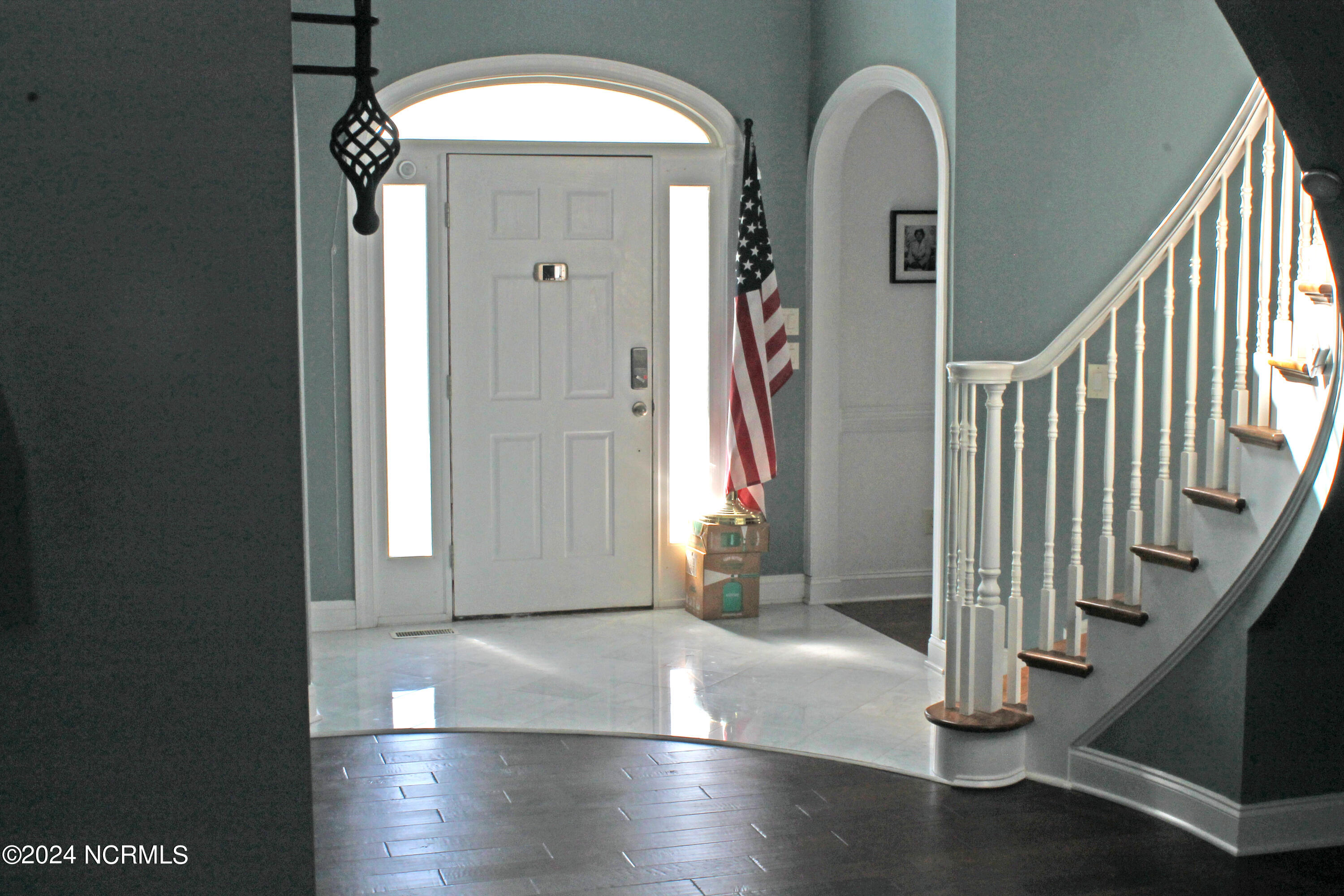 4386 Harbortown Circle Property Photo 4