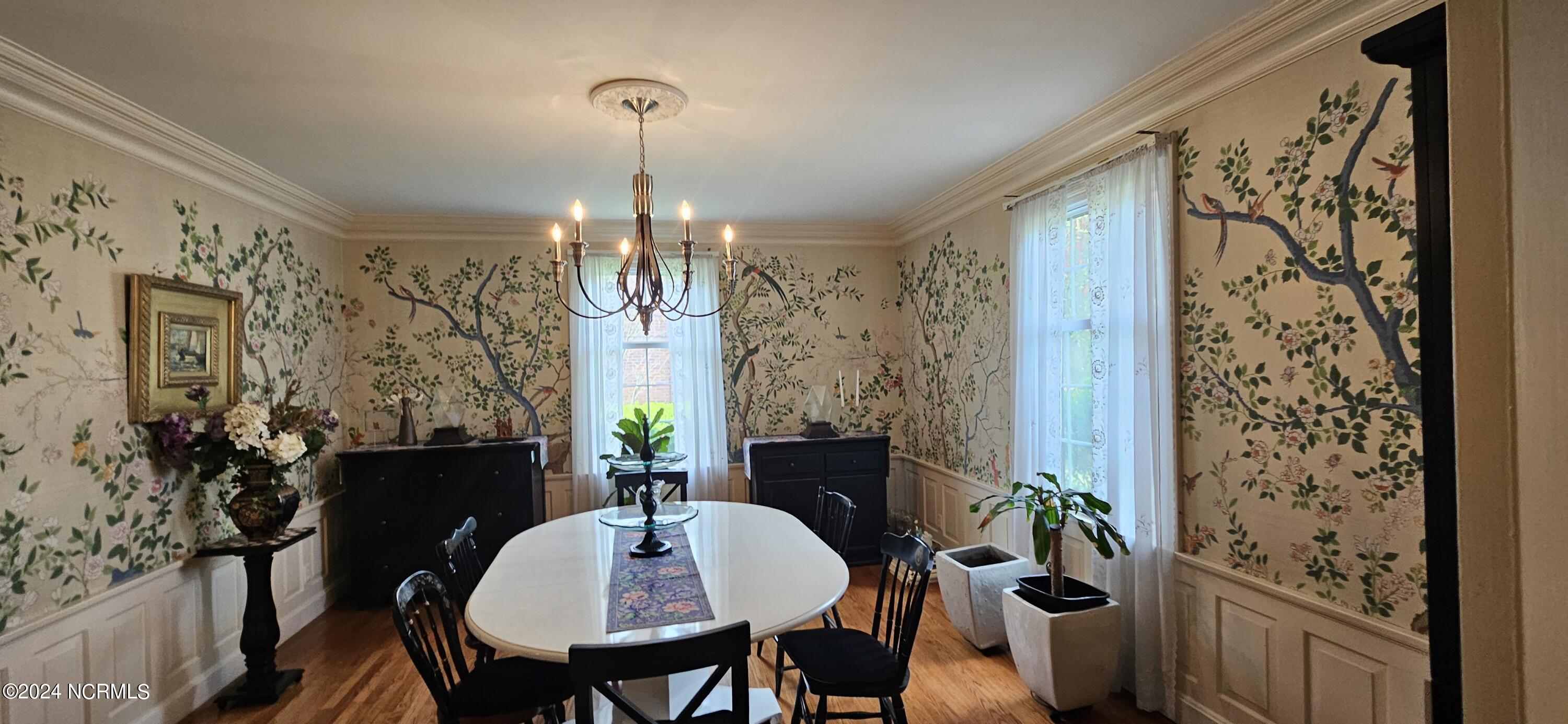 105 Finch Street Property Photo 8
