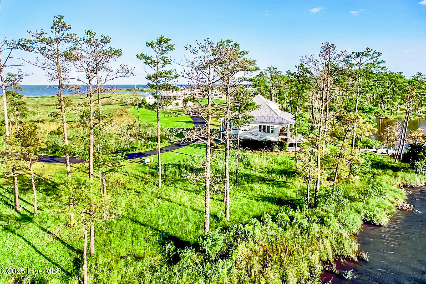 469 81 Ballast Point Property Photo 6