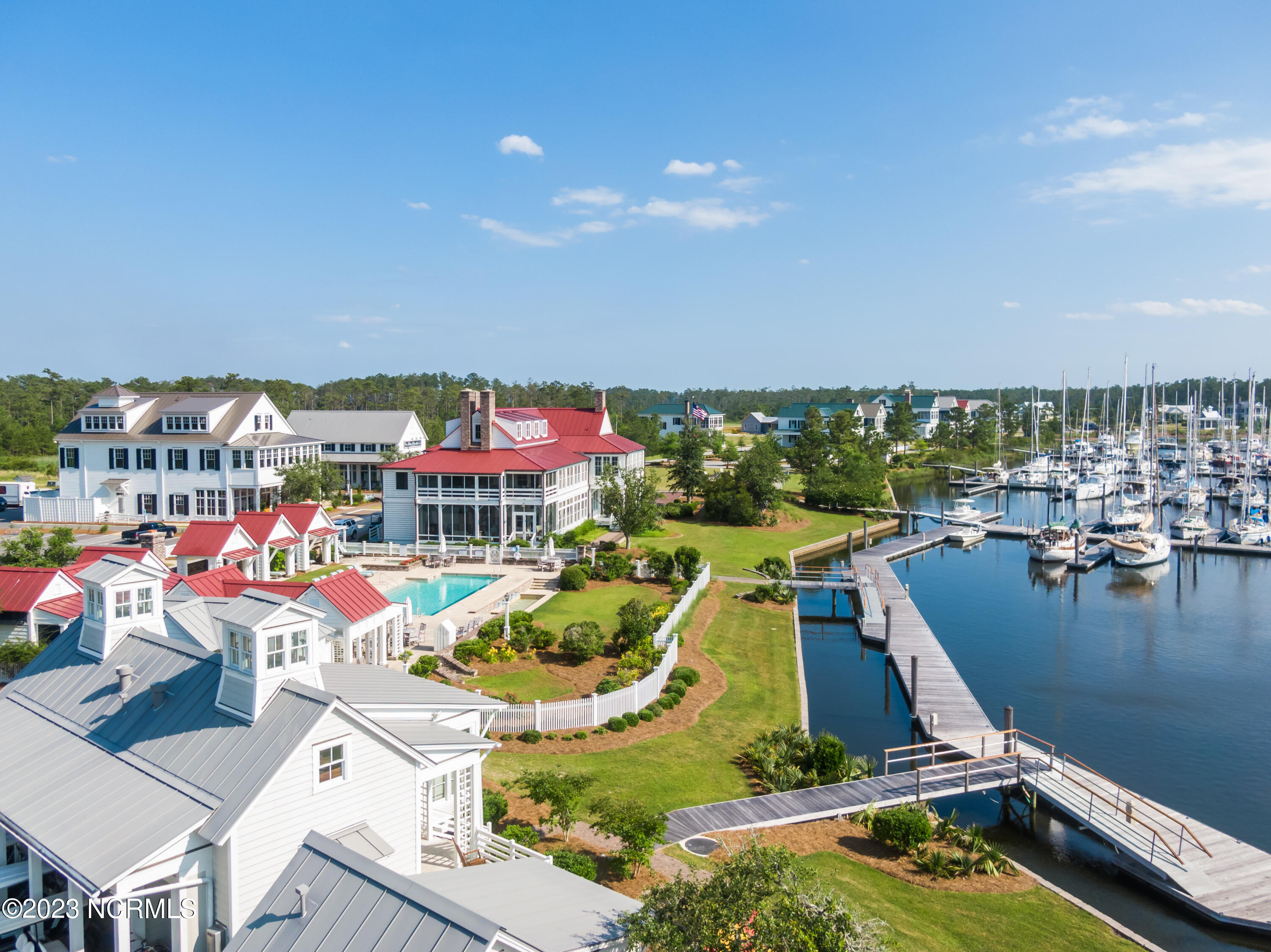 469 81 Ballast Point Property Photo 40