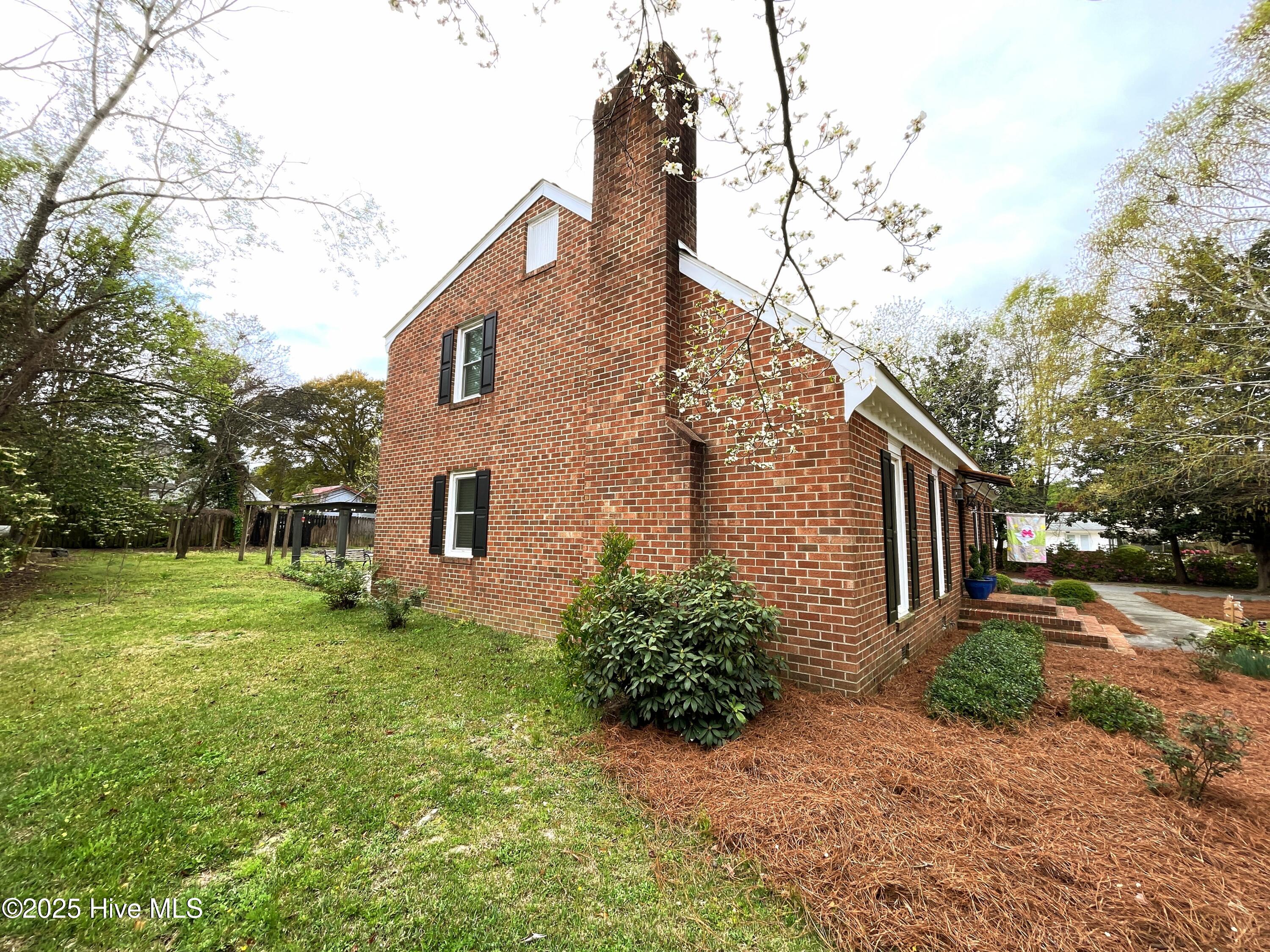109 Vista Drive Property Photo 4