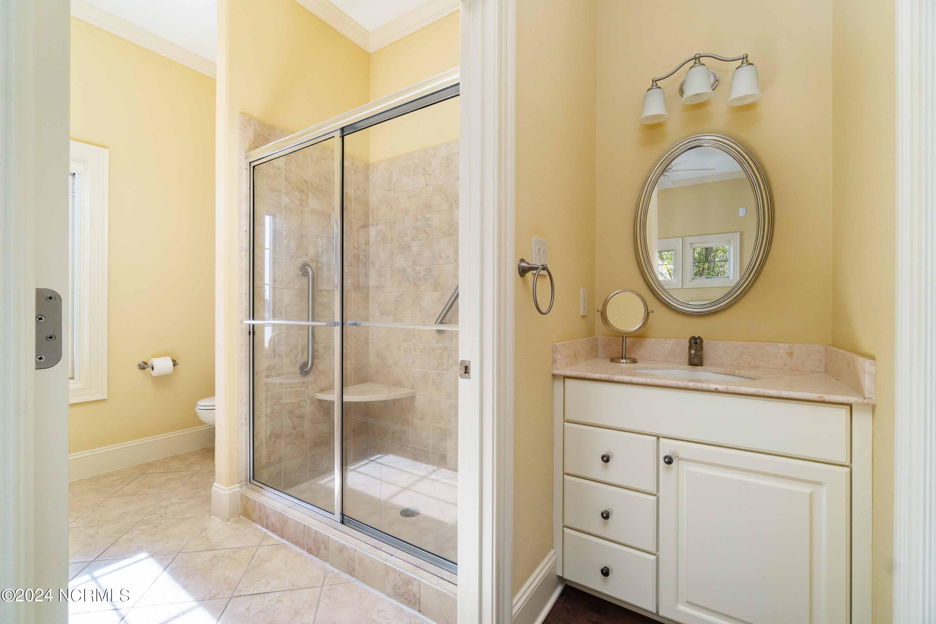 6054 Dolphin Road Property Photo 45