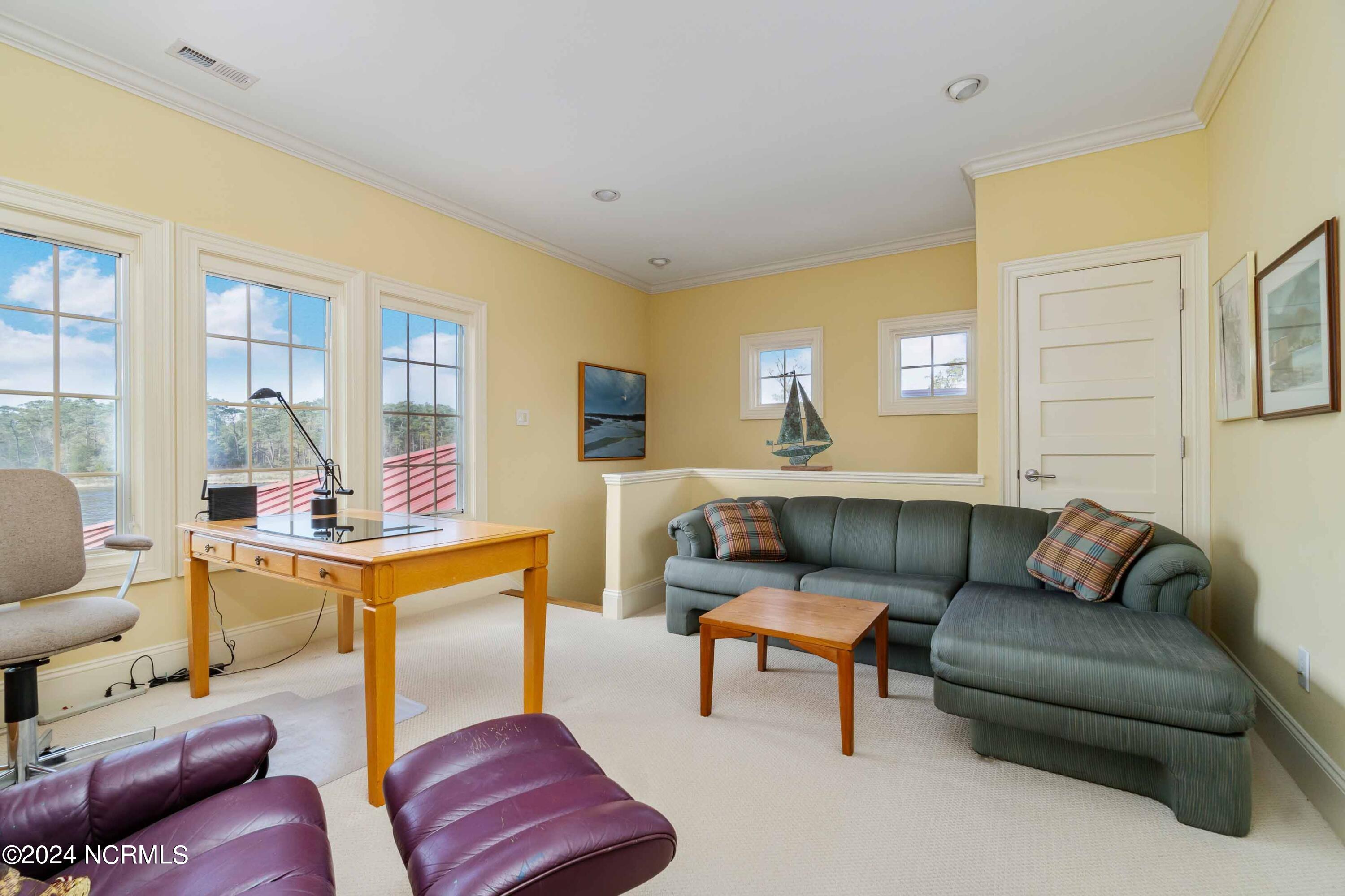 6054 Dolphin Road Property Photo 48