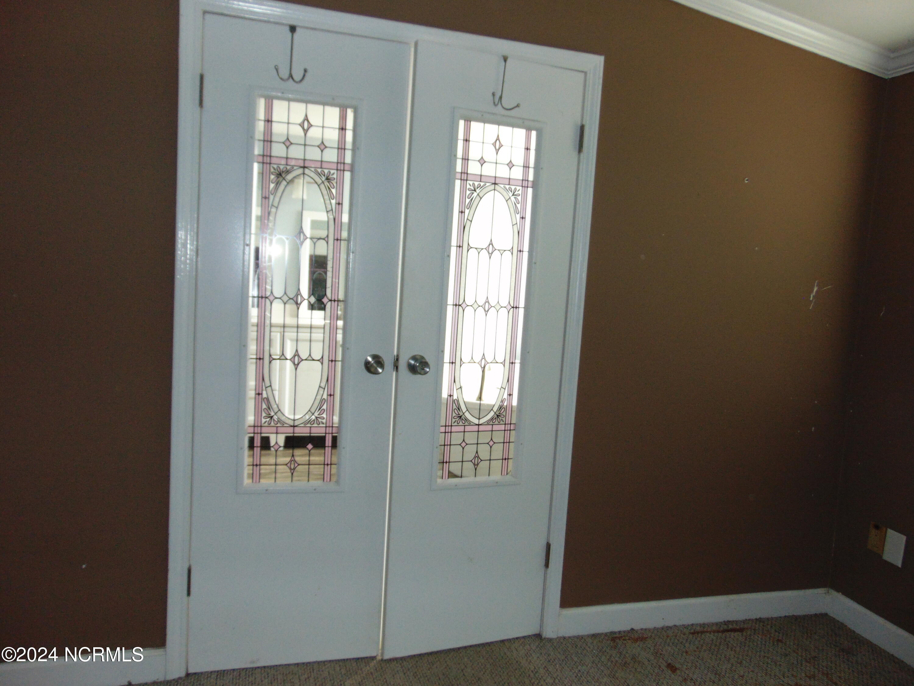 267 6th Street Property Photo 18