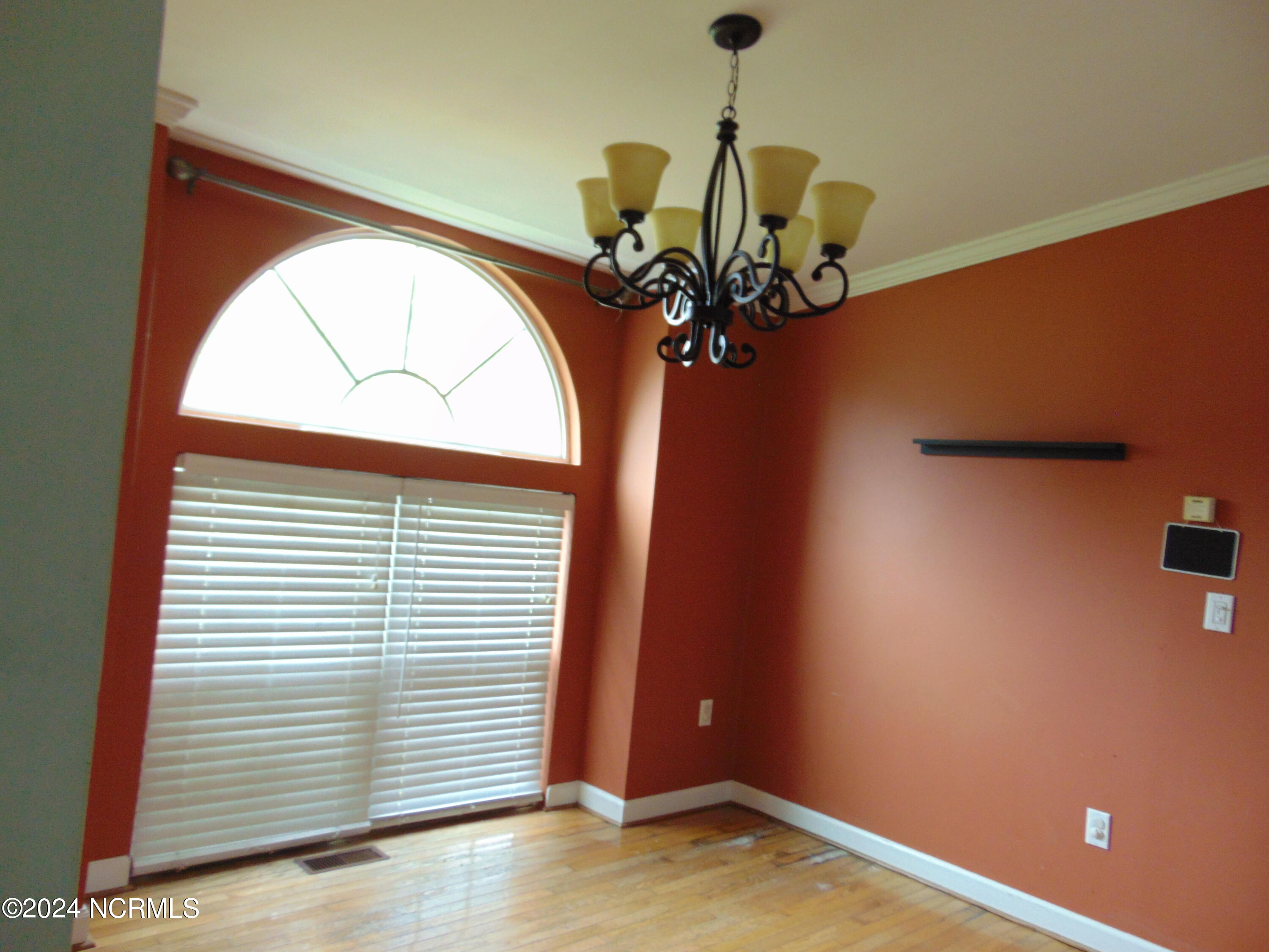 267 6th Street Property Photo 20