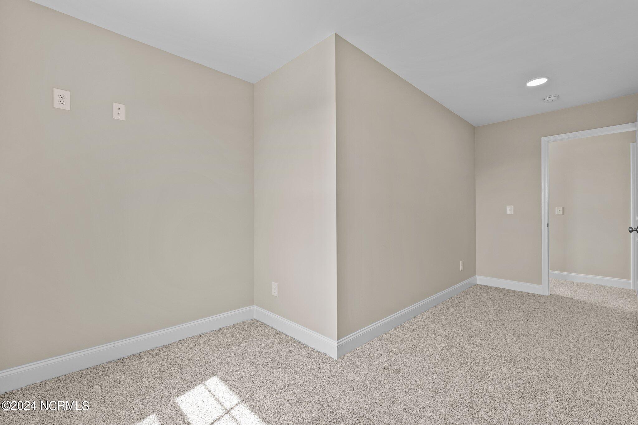 147 Hillwood Drive Property Photo 20