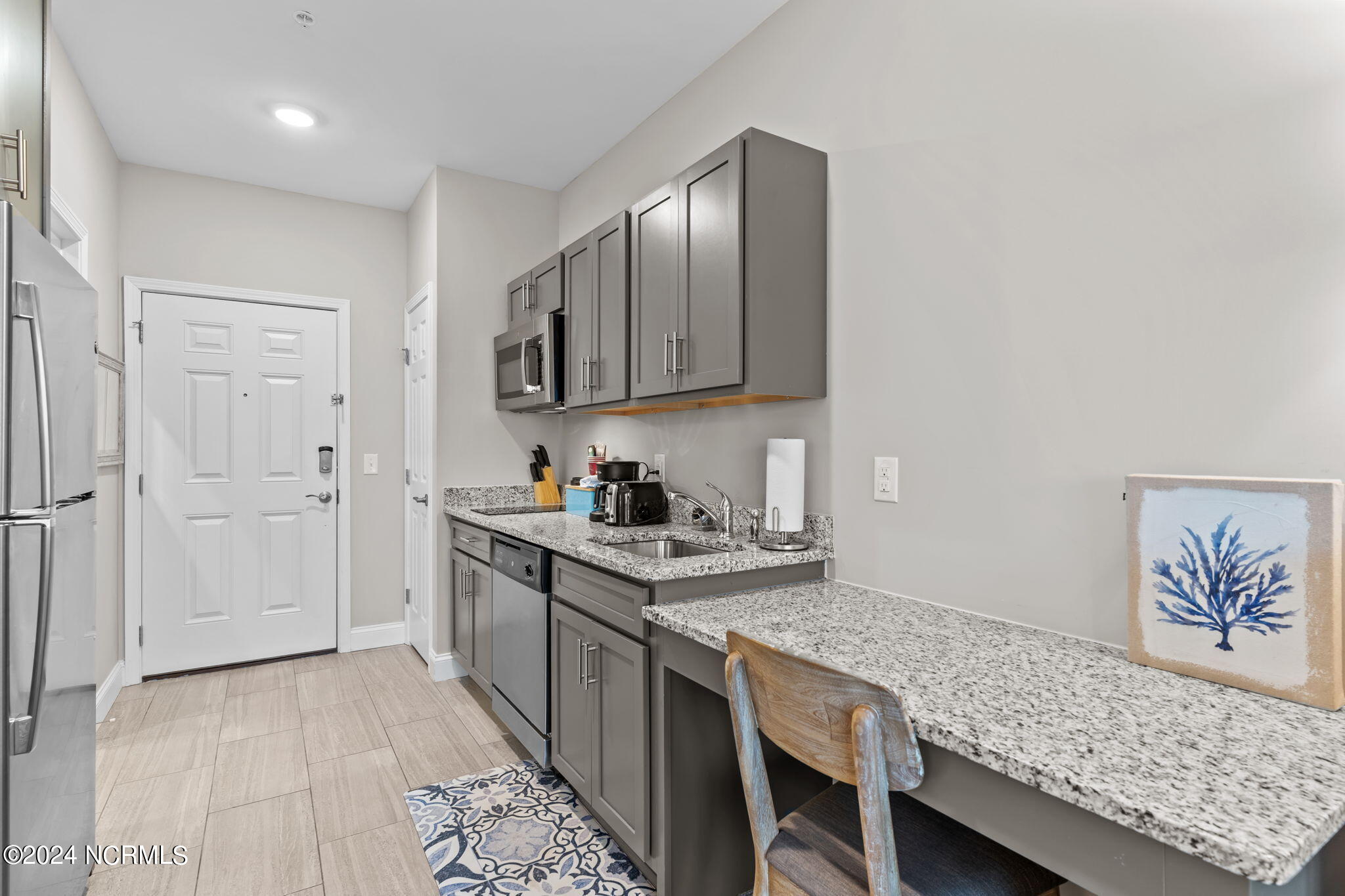 702 E Moore Street # 204 Property Photo 16