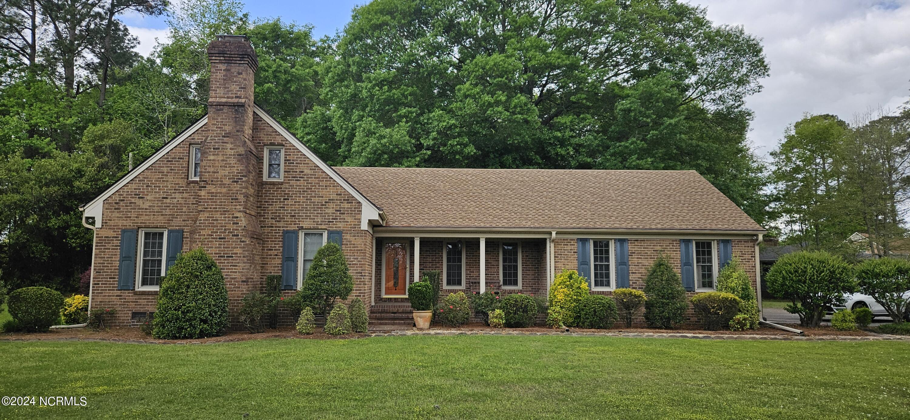 101 Forest Drive Property Photo