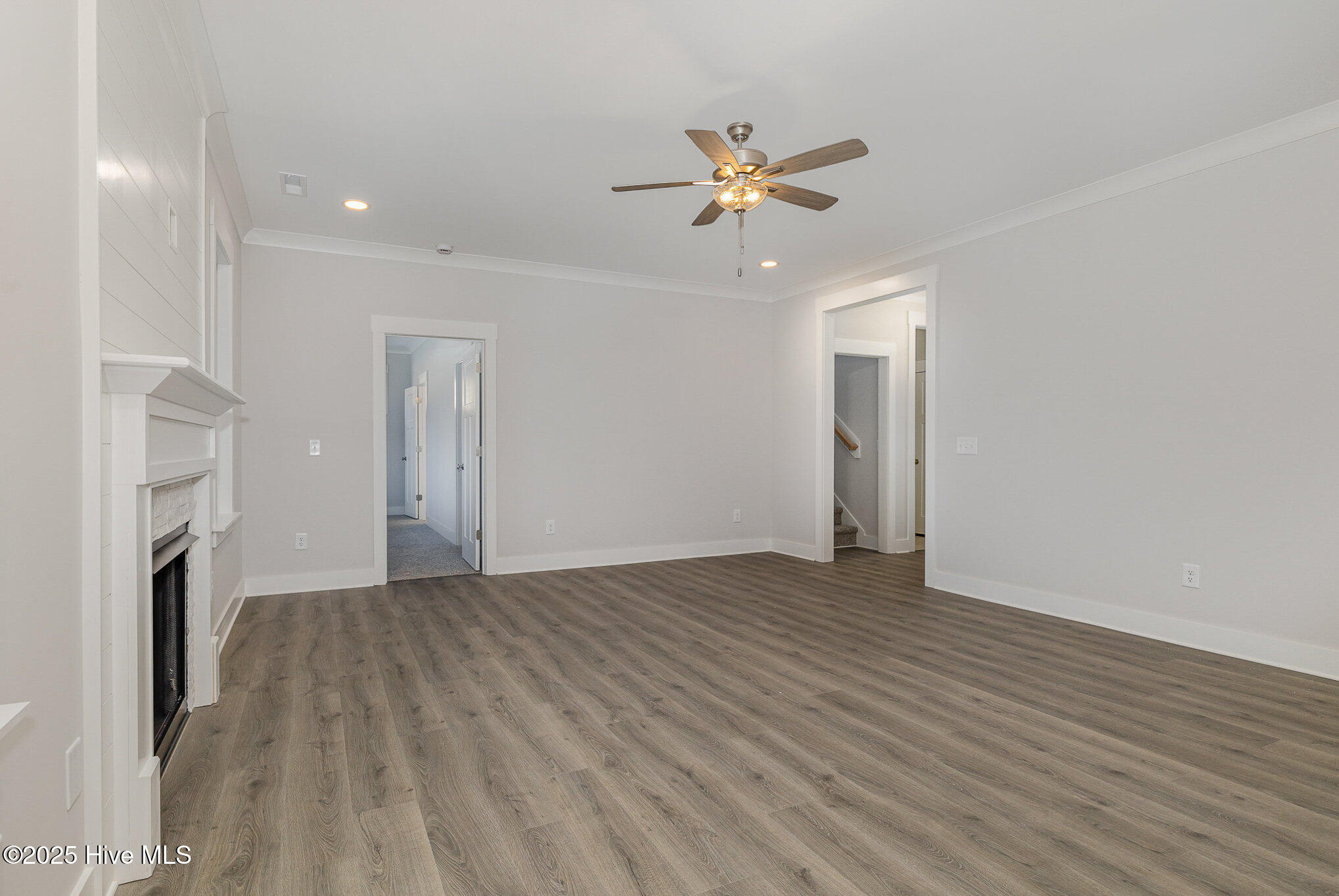 18 S Rowsham Place Property Photo 7