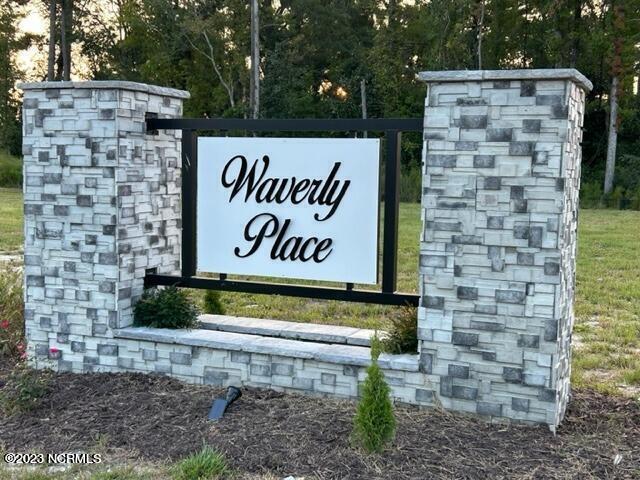 714 Greenwich Place Property Photo 3