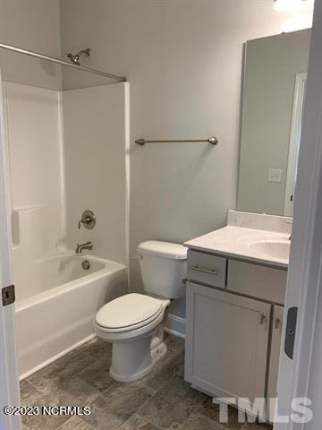 714 Greenwich Place Property Photo 8