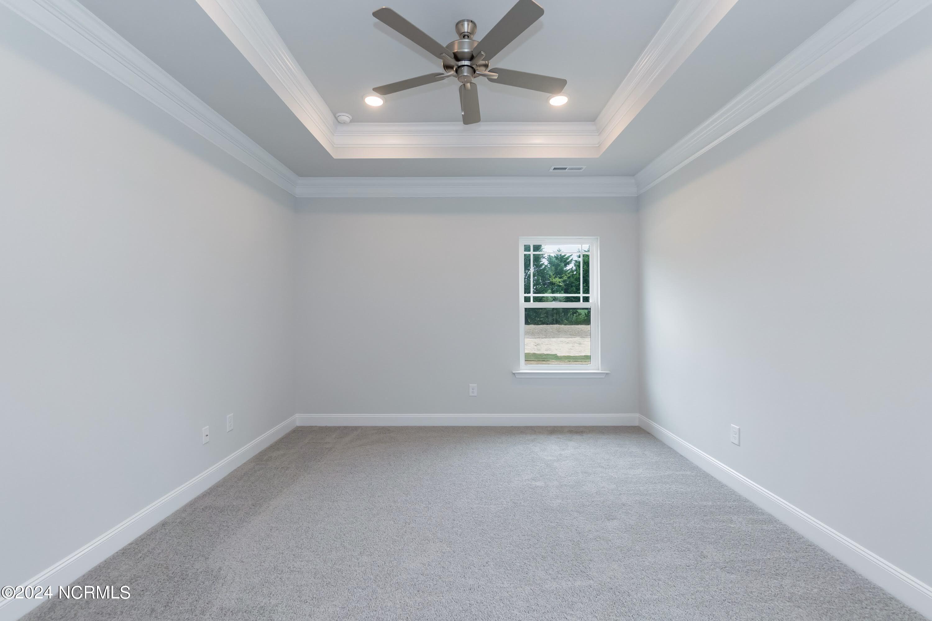 1002 Manhatten Court Property Photo 20