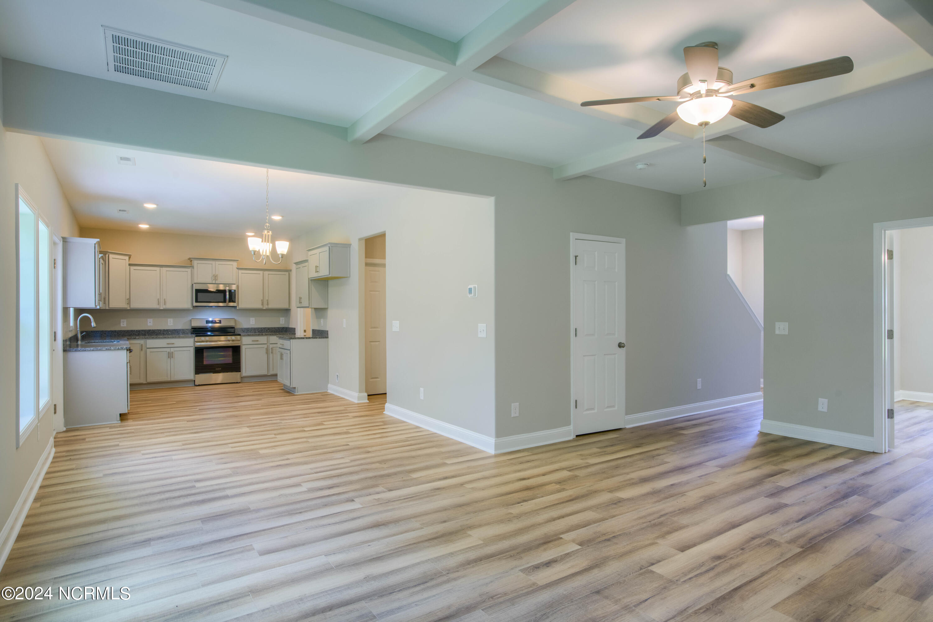 107 Creek Bluff Road Property Photo 6