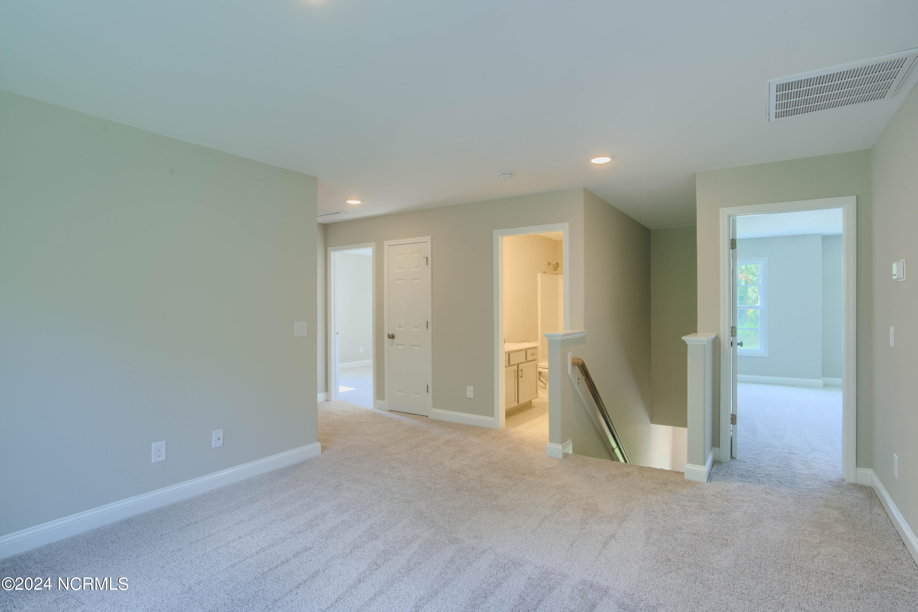 107 Creek Bluff Road Property Photo 13