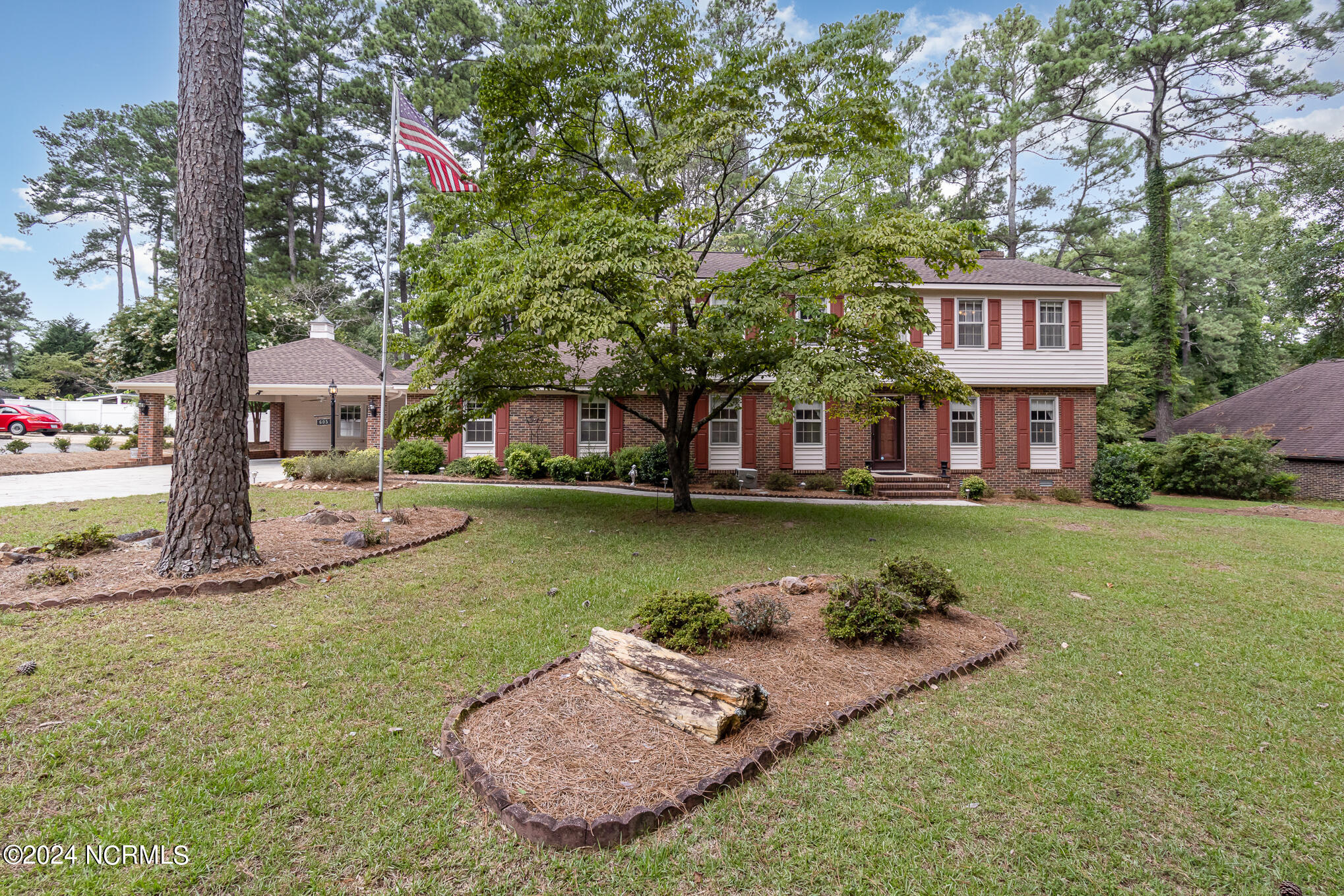 605 Brookwood Lane Property Photo 2