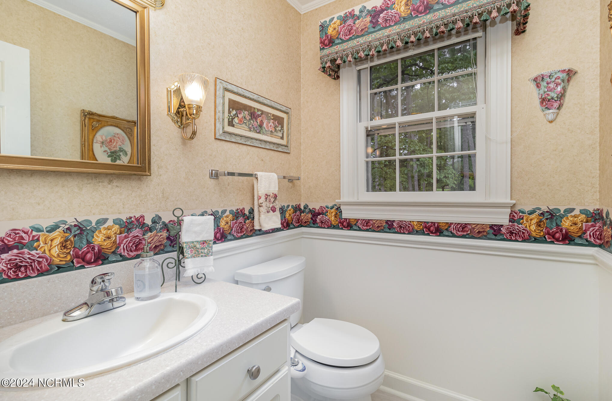 605 Brookwood Lane Property Photo 20