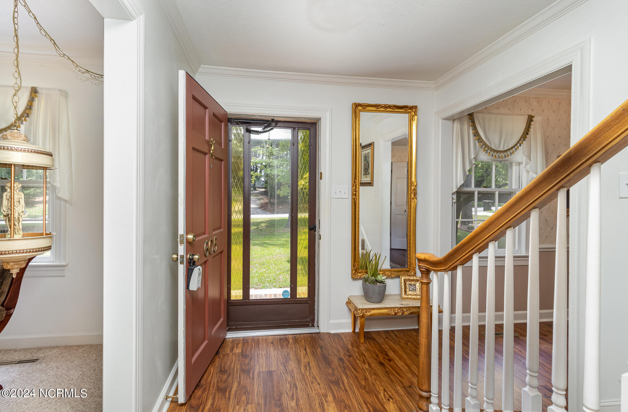 605 Brookwood Lane Property Photo 24