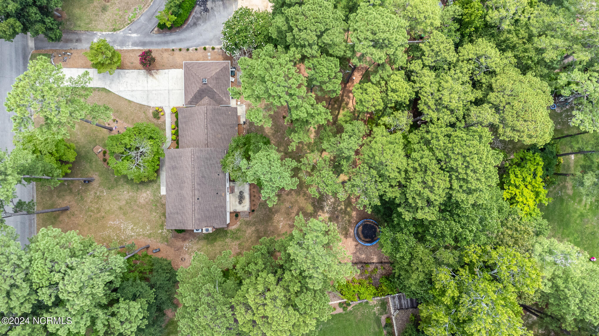 605 Brookwood Lane Property Photo 41